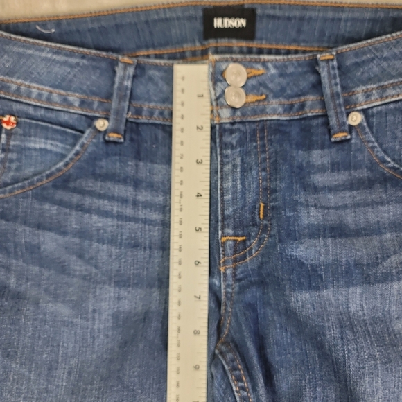 Hudson Malibu Cap Cuffed Capri Jeans - Picture 7 of 10